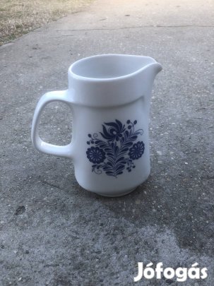 Alföldi porcelán kancsó