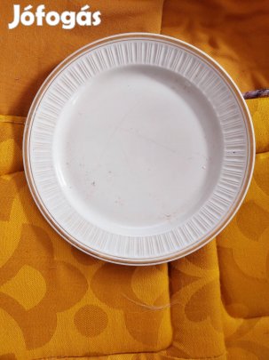 Alfoldi porcelán tanyer