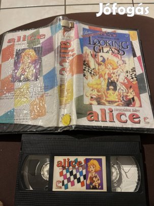 Alice csodálatok tükre mese vhs 