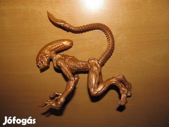 Alien figura: Xenomorph (Lanard, 2020)