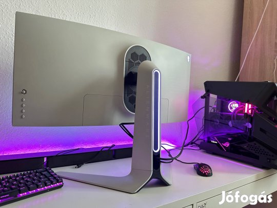 Alienware/ 34Inch/ IPS/ 120HZ/ Ívelt/ 1440P/ Hibátlan