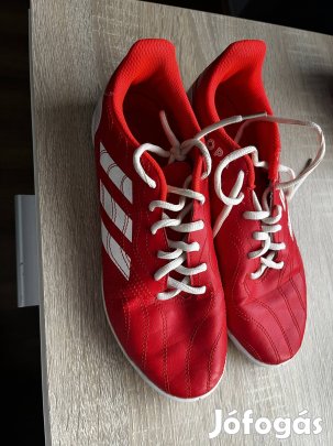 Alig használt Adidas teremcipő