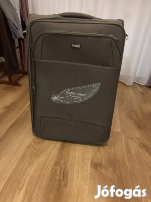 Alig használt (2x), Ultra Light könnyű bőrönd - 70 cm