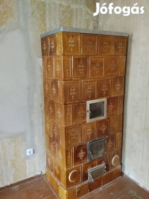 Alig használt állapotú ,meg egyben levő cserépkályha 