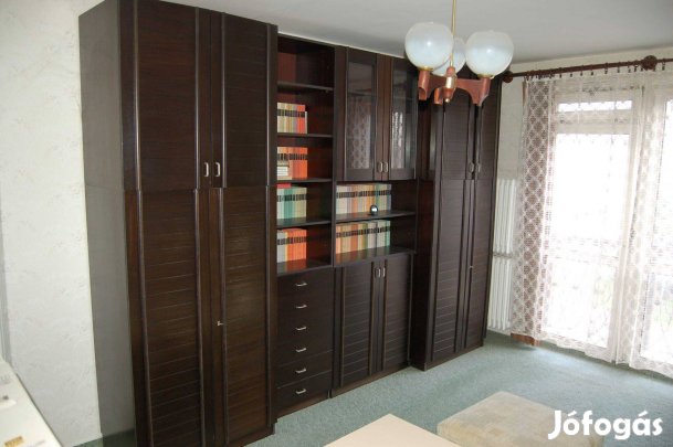 Alig használt nappali szekrénysor eladó