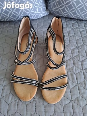 Alkalmi, fekete szandál