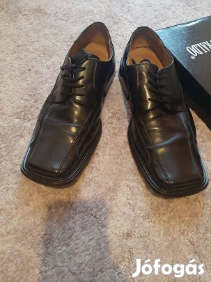 Alkalmi bőrcipő eladó!
