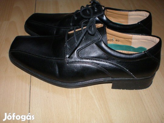 Alkalmi ffi. cipő / 40-es /