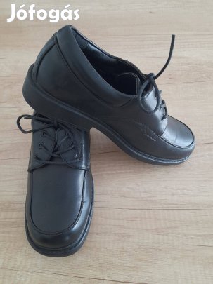 Alkalmi fiú cipő