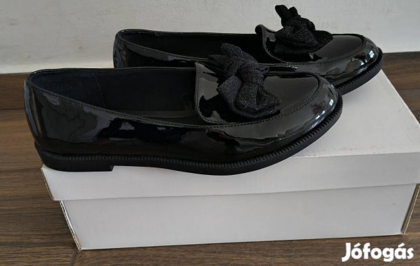 Alkalmi lakkcipő 38 fekete