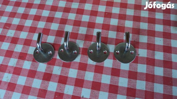 Alkatrészek fogas készítéséhez