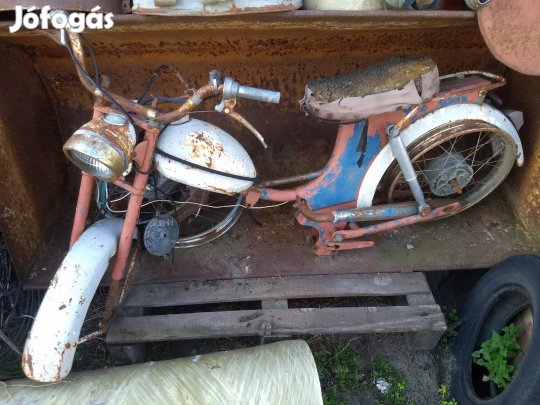 Alkatrésznek egyben viheto