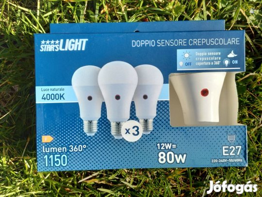 Alkonykapcsoló LED izzó 12 Watt 1150 lm automata fel-és lekapcsolással