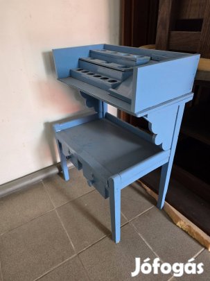 Alkotói asztal /festéktarto/