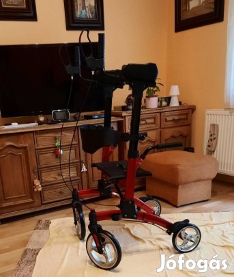 Állás- és járássegítő rollátor