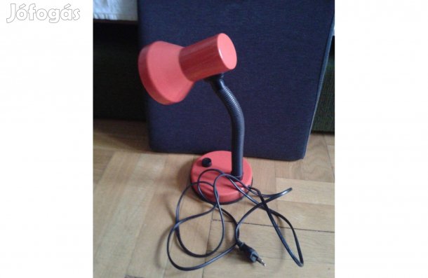 Állítható asztali lámpa piros színben