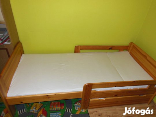 Állítható gyerekágy, leesésgátló, ágyrács, kókuszmatrac, fiók. Babaágy