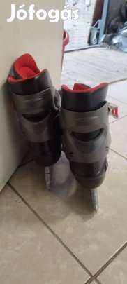 Állitható jégkorcsolya!