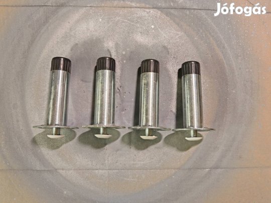 Állítható króm szekrény láb 