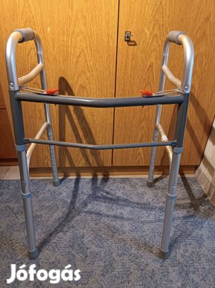 Állítható magasságú összecsukható járókeret