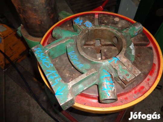 Állóbáb eszterga hiányos álló báb