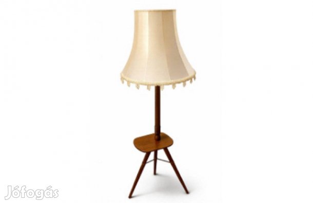 Állólámpa nappaliba