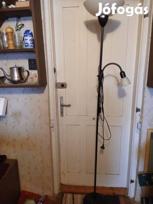 Állólámpa olvasókarral