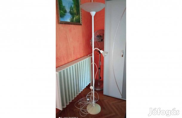 Állólámpa olvasólámpával