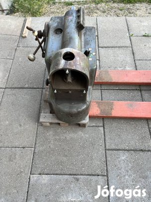 Állványos fúrógép FO32