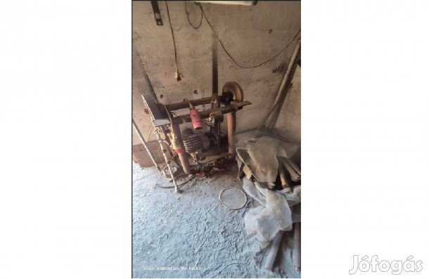 Állványos köszörű