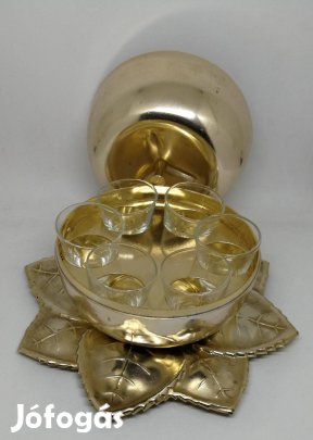 Alma formájú "Retro" Röviditalos kínáló!