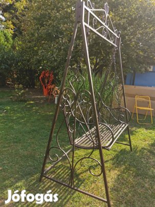 Álmaid kertje egy lendülettel közelebb - Romantikus hintaágy