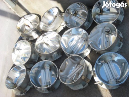 Álmennyezetbe használt üzlethelyiségből 12db