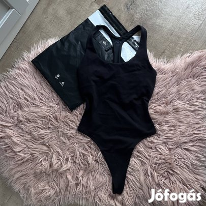 Alo Yoga fekete body