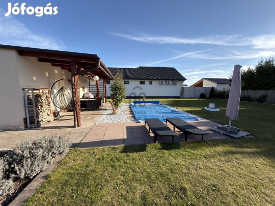 Álom Otthon - Győri eladó tégla családi ház