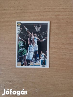 Alonzo Mourning Collector's Choice 1994-95 #133 kosaras kártya