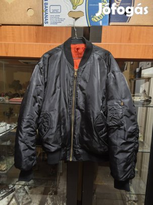 Alpha indrustries MA-1 pilot dzseki XL.