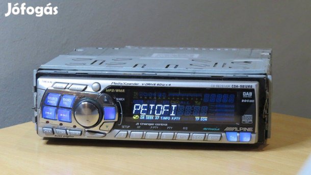 Alpine CDA-9812RB cd mp3 rádió fejegység - 4V Preout