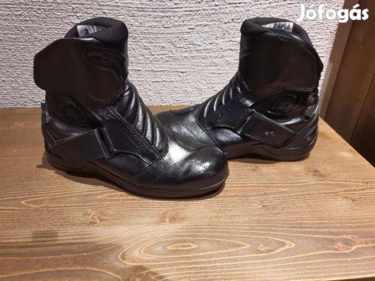 Alpinestars 43-as New Land Goratex eladó