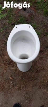 Alsó kiömlésű WC ülőke