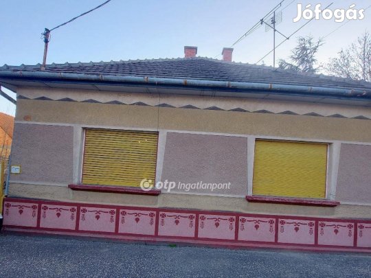 Alsónémedii eladó 77 nm-es ház