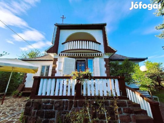 Alsóörsi 86 nm-es ház eladó