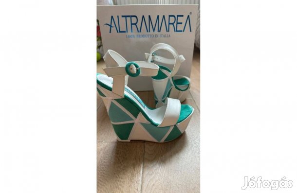 Altramarea olasz elegáns bőr platform talpú szandál 37