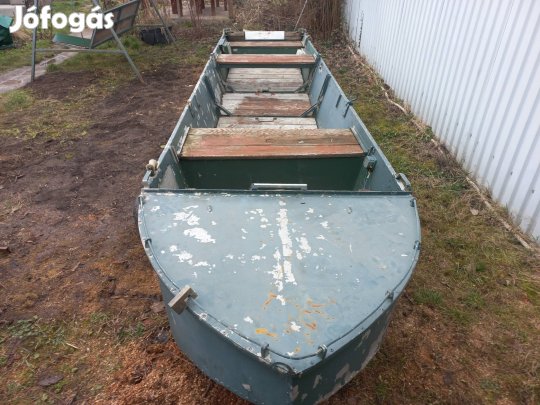 Alu csónak, 4,8x1,13x0,5m, gyári, szegecselt