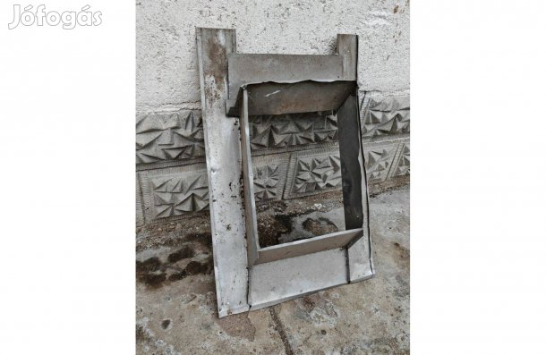 Alu esővédő, kéményszegő