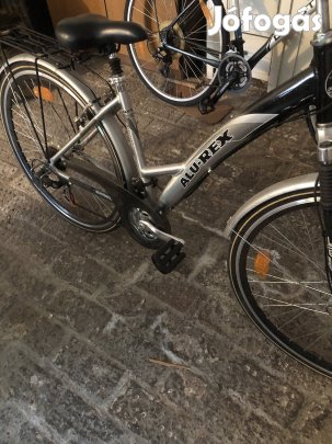 Alu női 28" gyönyörű városi kerékpár 