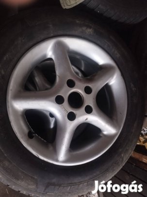 Alufelni eladó 15" jó gumikkal