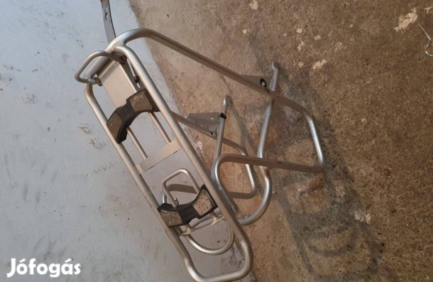 Alumínium csomagtartó