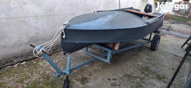 Alumínium horgászcsónak mercury 5 lóerős motorral eladó!