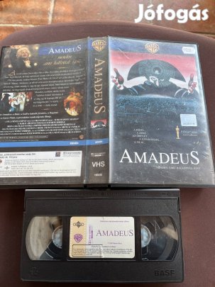 Amadeus zenés vhs 